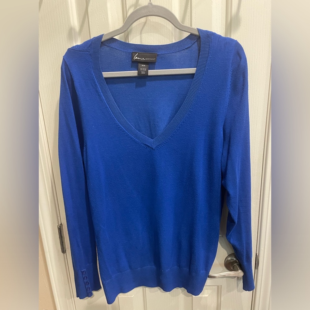 Lane Bryant royal blue V-Neck sweater size 18/20